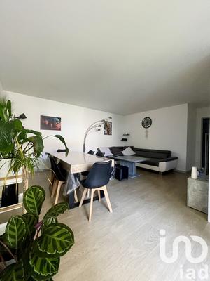 Appartement - 70 m² - 3 pièces