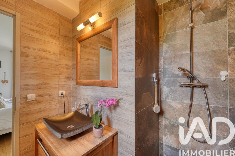 Maison - 137 m² - 6 pièces