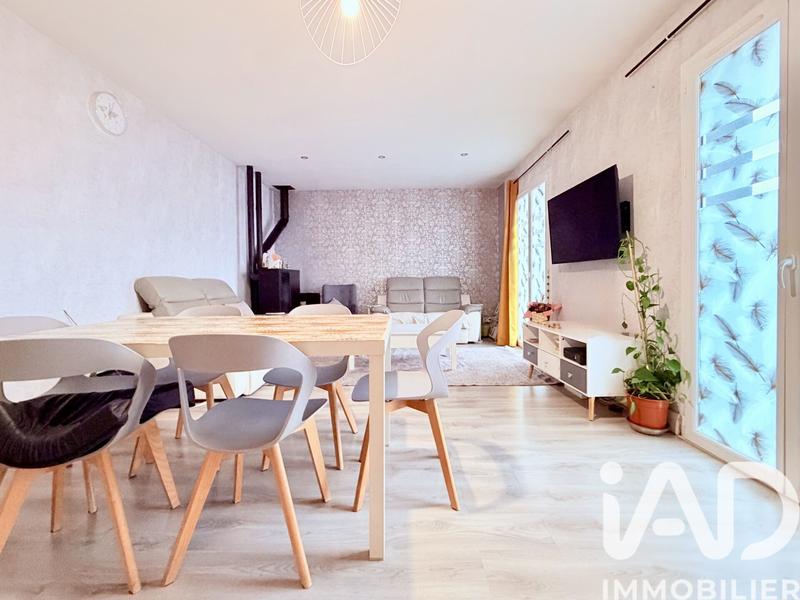 Maison - 87 m² - 4 pièces