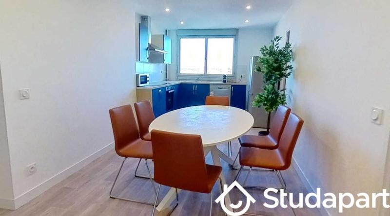 Appartement - 116 m² - 1 pièce