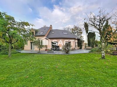 Maison - 152 m² - 6 pièces