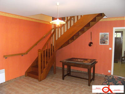 Maison - 180 m² - 7 pièces