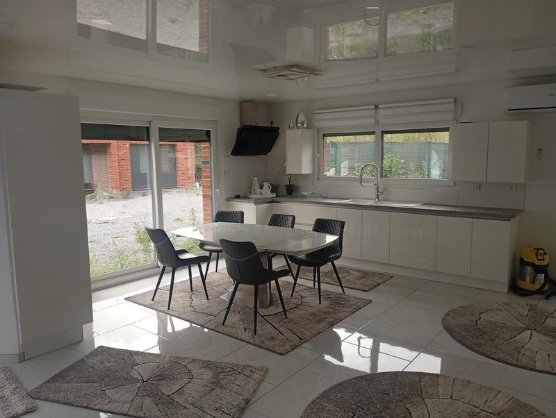 Maison - 88 m² - 4 pièces