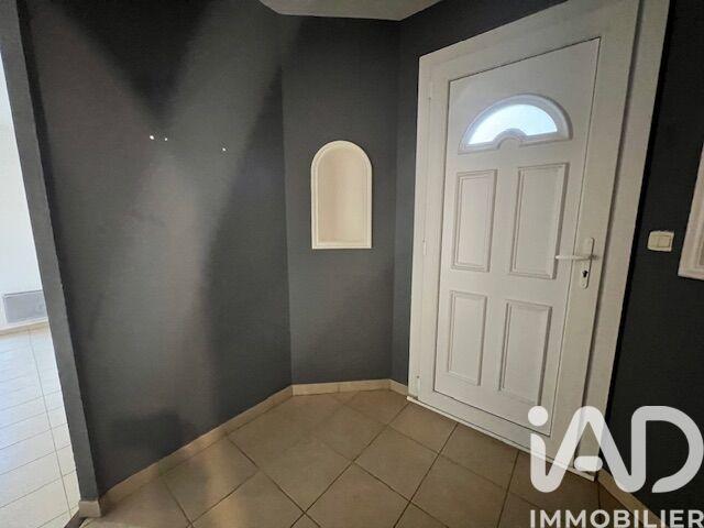 Maison - 88 m² - 4 pièces