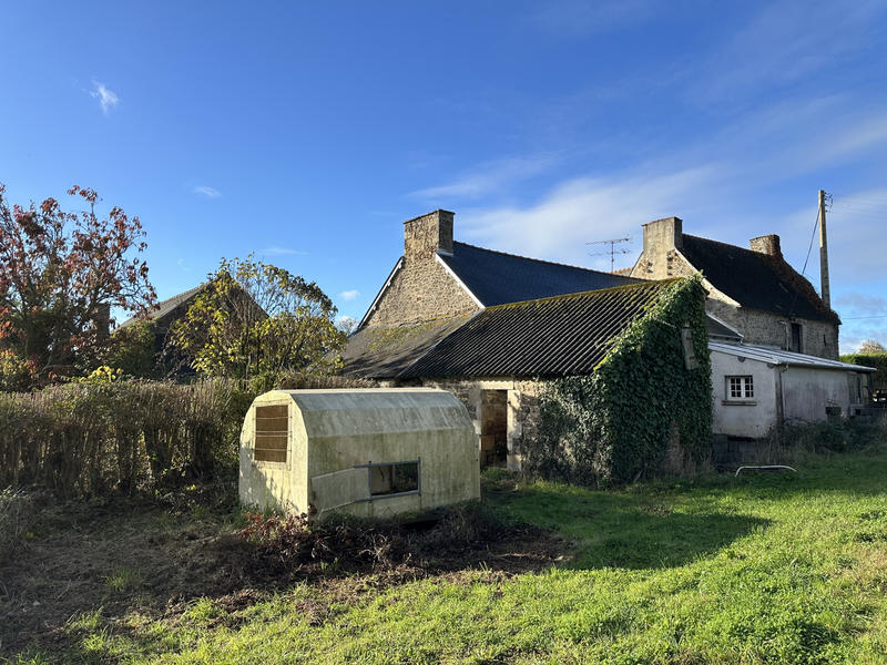 Propriété - 85 m² - 5 pièces