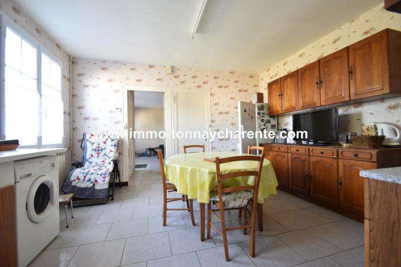 Maison - 190 m² - 9 pièces