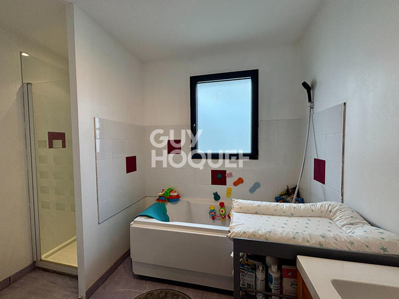 Maison - 130 m² - 6 pièces