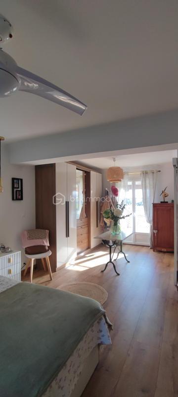 Maison traditionnelle - 99 m² - 4 pièces