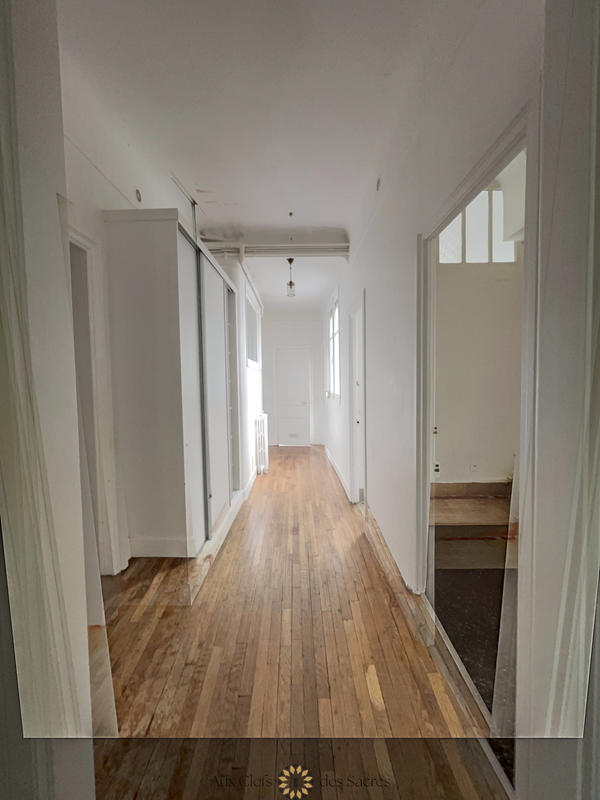 Appartement - 147 m² - 5 pièces