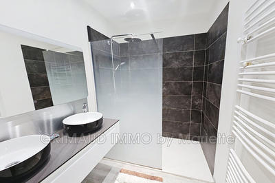 Appartement - 74 m² - 4 pièces