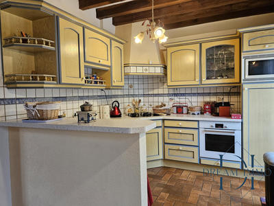 Maison traditionnelle - 120 m² - 6 pièces