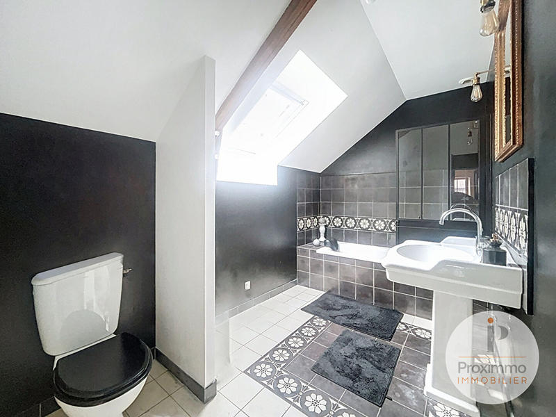 Maison - 153 m² - 5 pièces