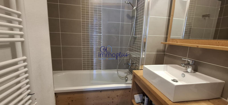 Appartement - 84 m² - 5 pièces