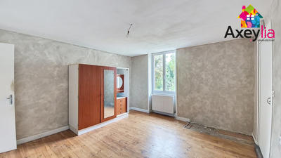 Maison - 188 m² - 8 pièces