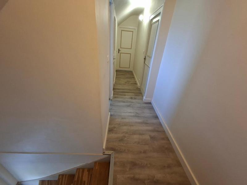 Maison - 185 m² - 6 pièces