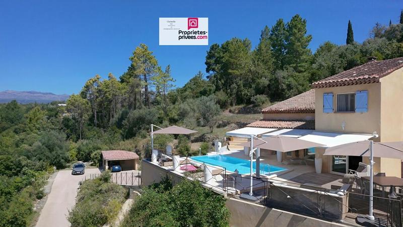 Maison - 140 m² - 5 pièces