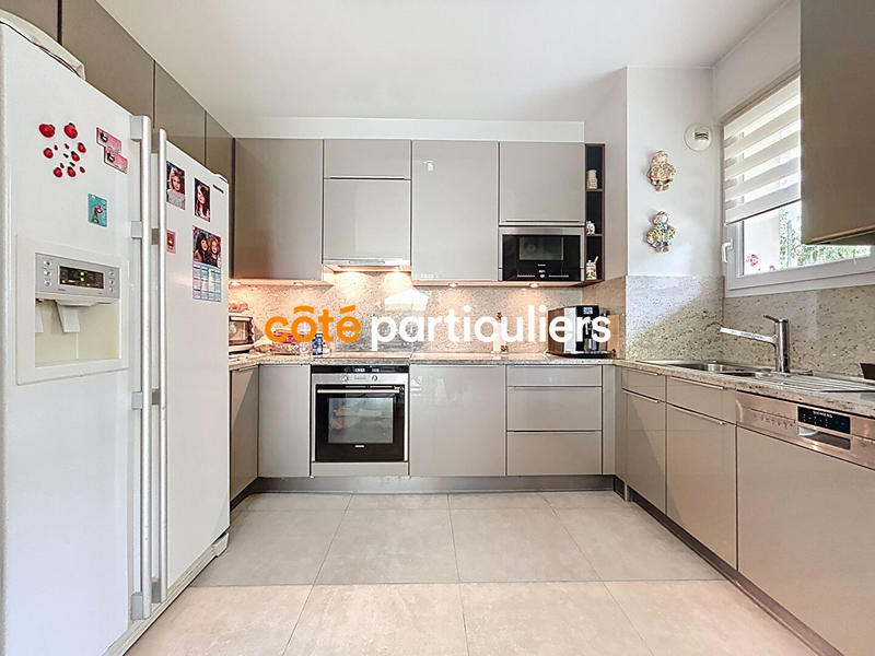 Maison - 84 m² - 4 pièces