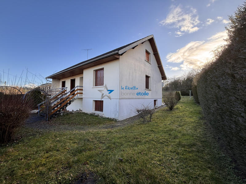 Maison - 170 m² - 8 pièces