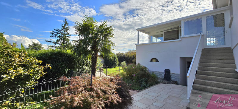 Maison - 165 m² - 8 pièces