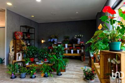 Local commercial - 121 m²