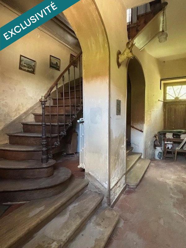 Maison - 245 m² - 11 pièces