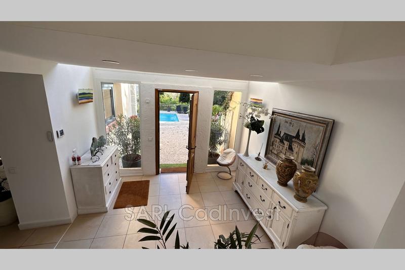 Maison - 380 m² - 8 pièces