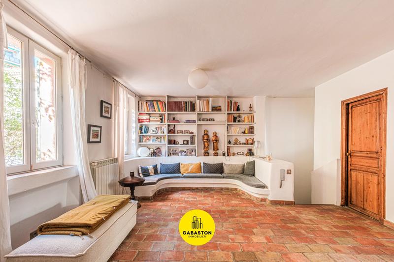 Maison - 193 m² - 7 pièces