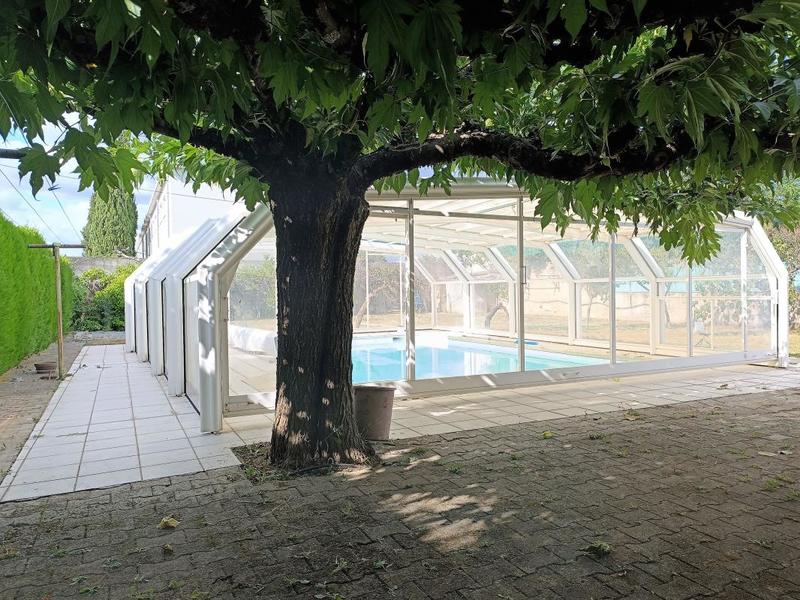 Maison - 150 m² - 9 pièces