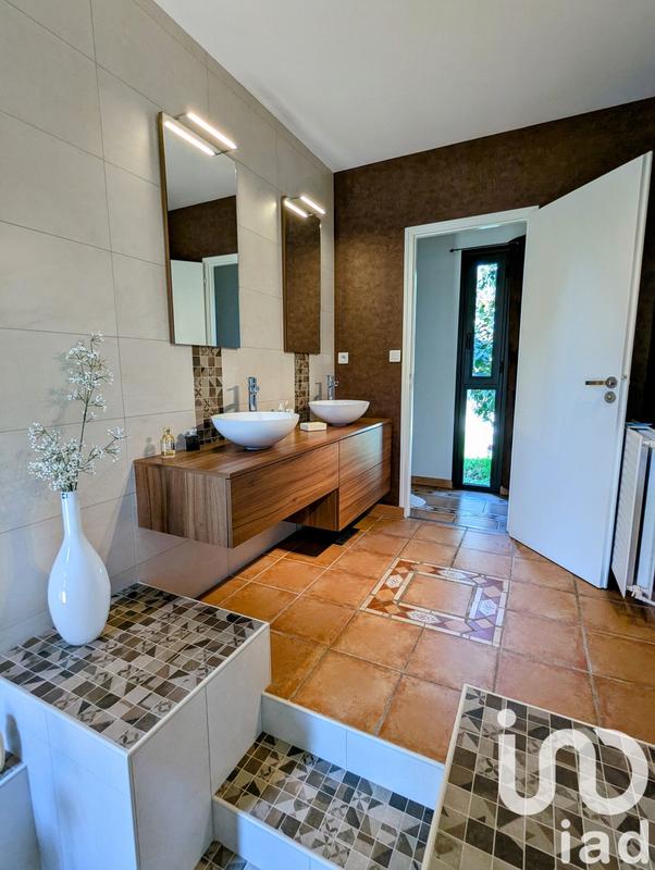 Maison de maîtres - 185 m² - 6 pièces