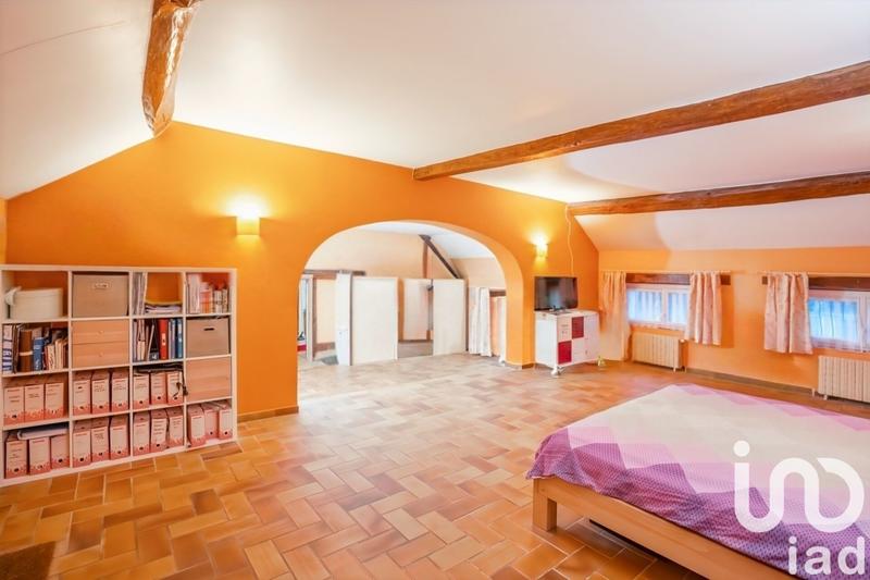 Maison - 322 m² - 7 pièces