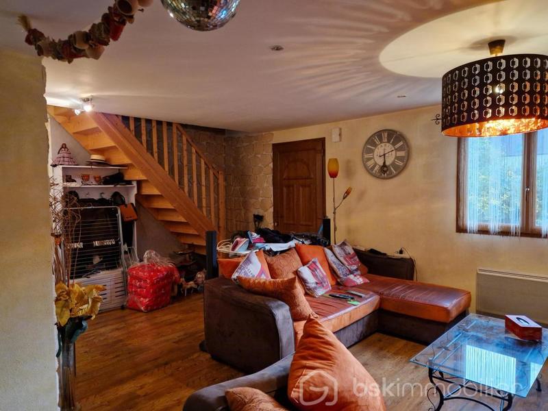 Maison - 168 m² - 7 pièces