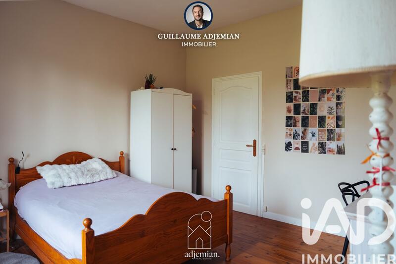 Château - 390 m² - 18 pièces