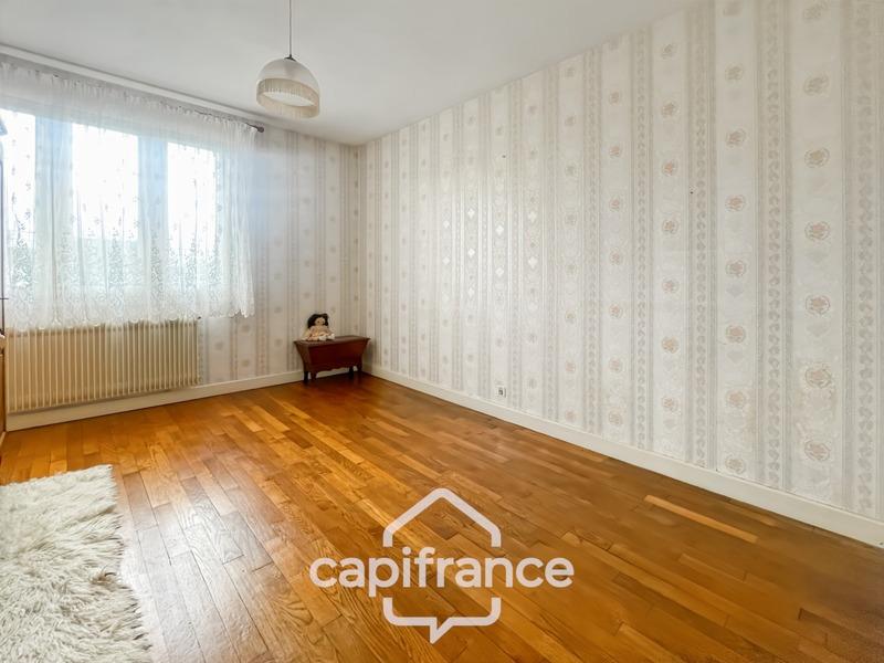 Maison - 98 m² - 6 pièces