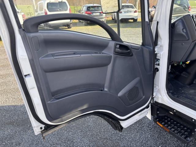 Isuzu M27 Serie Bleu H 3350 Plateau Ridelle Alu Climatisation Radio Bt