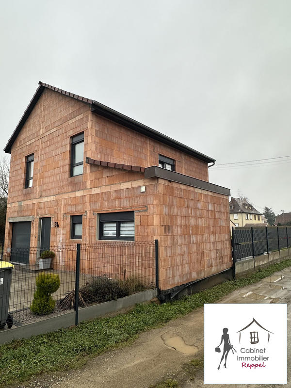 Maison - 105 m² - 4 pièces