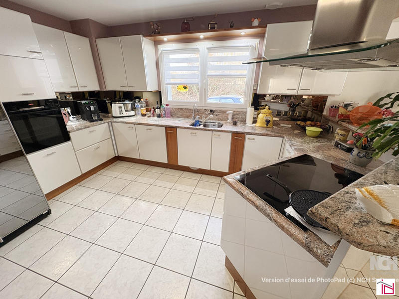 Maison - 152 m² - 6 pièces