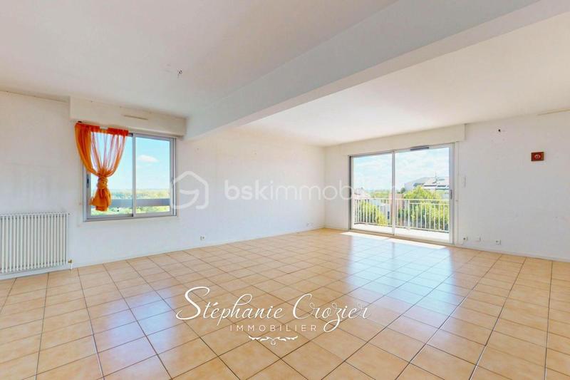 Appartement - 95 m² - 4 pièces