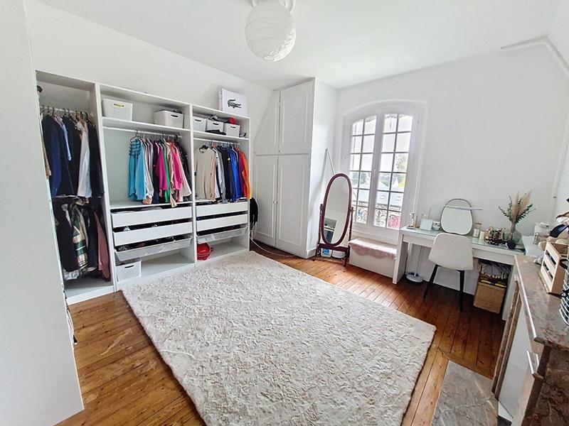 Appartement - 137 m² - 5 pièces