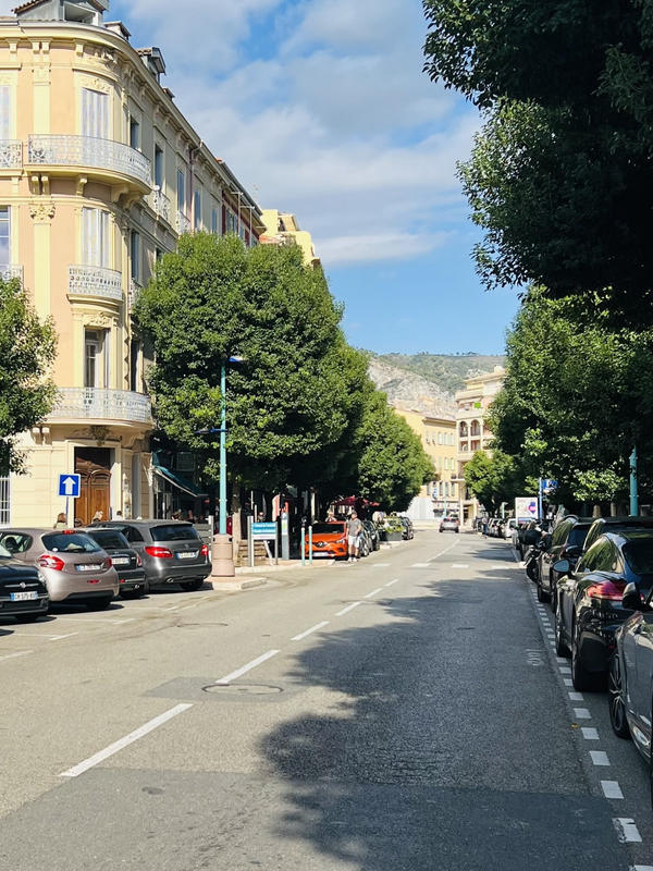 Fonds de commerce - Magasins - 38 m²