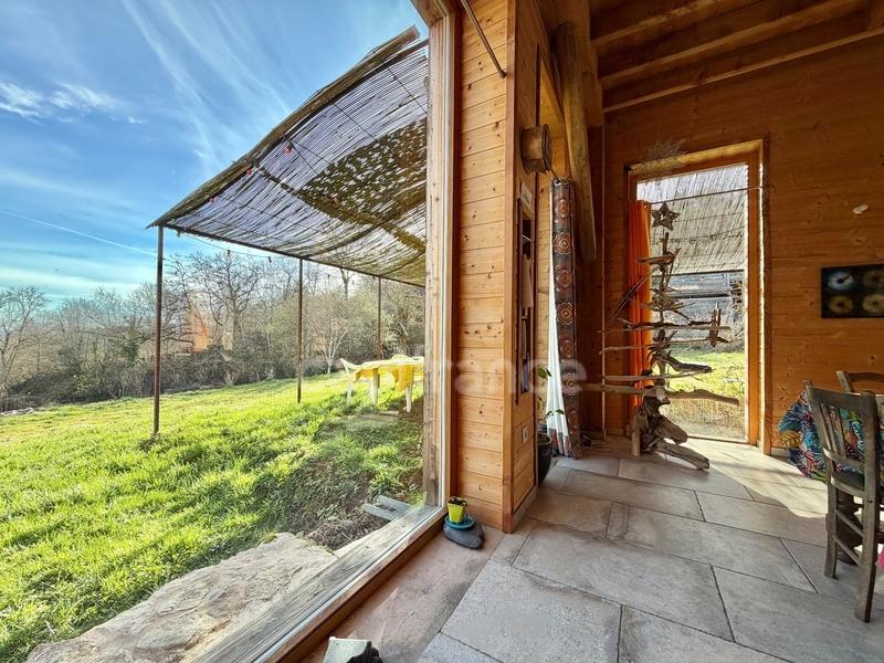 Maison en pierre - 220 m² - 8 pièces