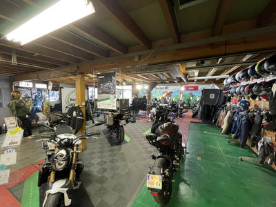 Local commercial - 1 260 m²