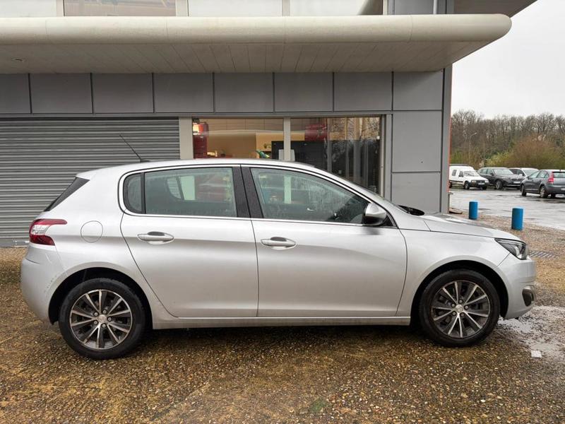 Peugeot 308 1.6 BlueHDi 120ch – Berline Économique 2016 148 000km Garantie 6 Mois