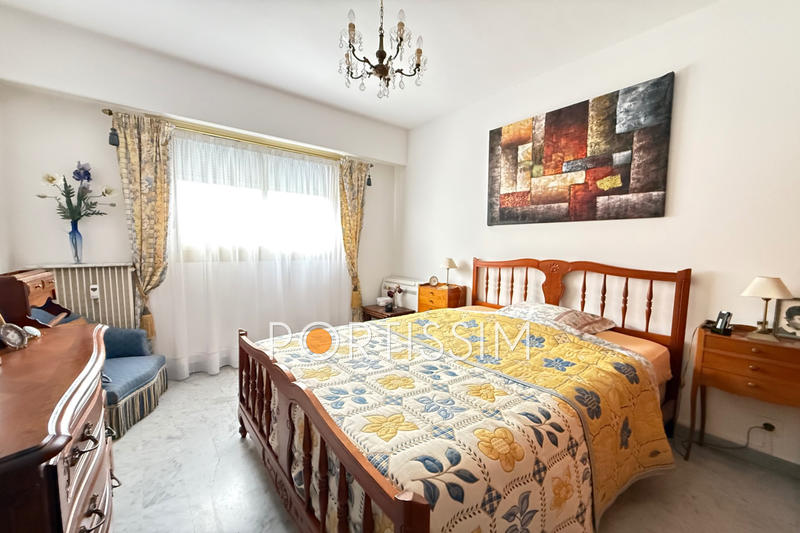 Appartement - 94 m² - 4 pièces