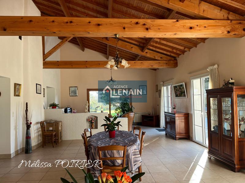 Propriété - 192 m² - 6 pièces