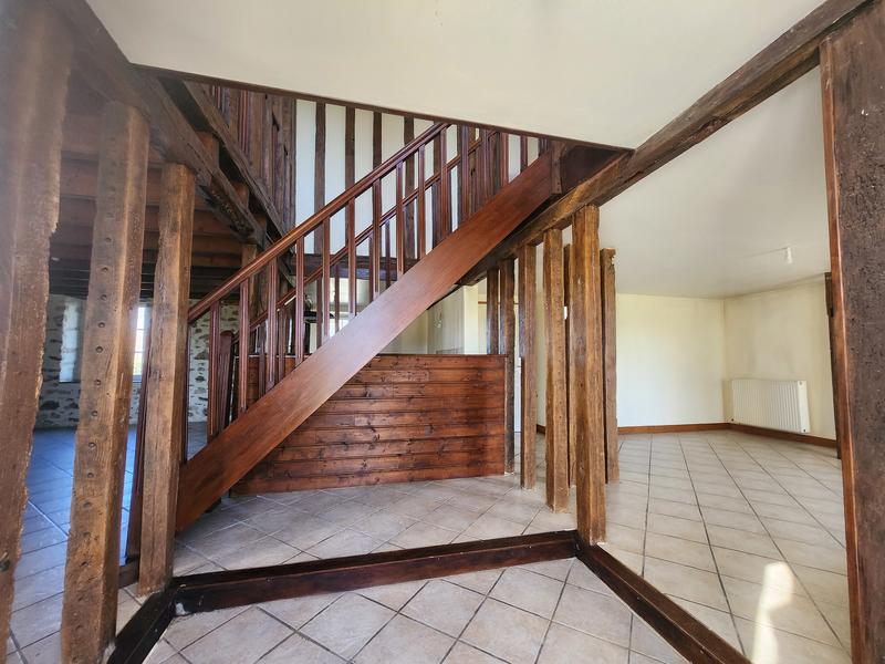 Maison - 167 m² - 6 pièces