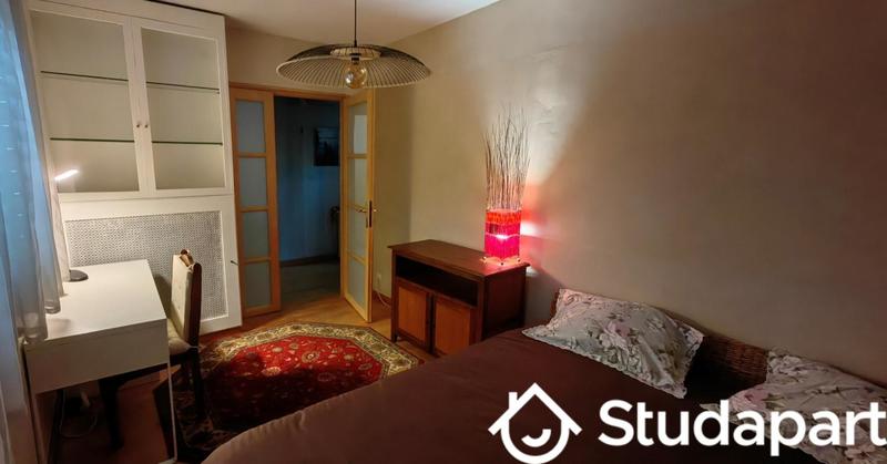 Chambre - 15 m² - 1 pièce