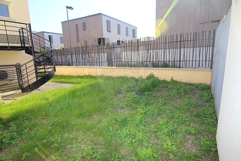 Immeuble - 169 m² - 11 pièces