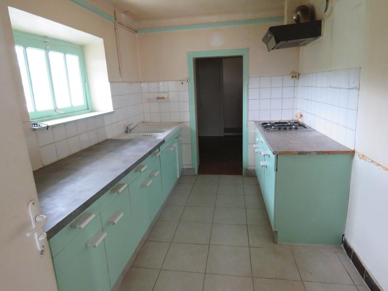 Maison - 80 m² - 5 pièces