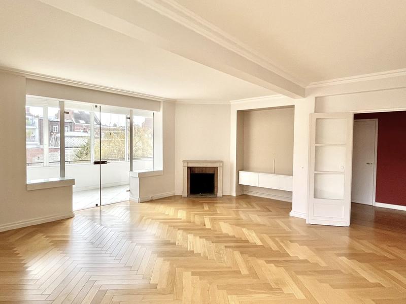 Appartement - 142 m² - 5 pièces