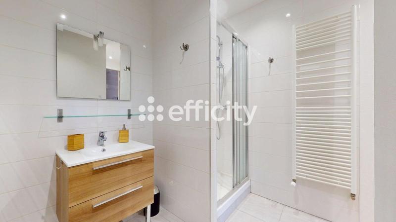 Appartement - 100 m² - 3 pièces